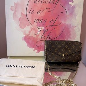 Authentic LV Monogram Pochette Fèlicie